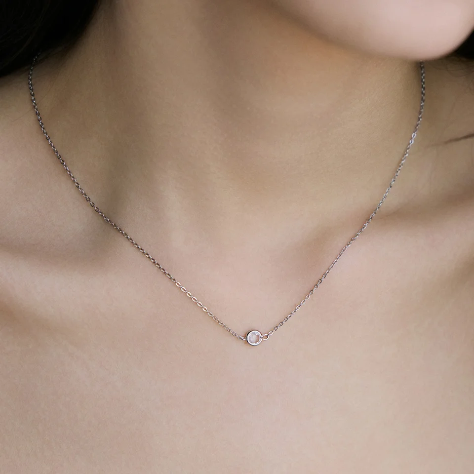 Simple clear glass point necklace