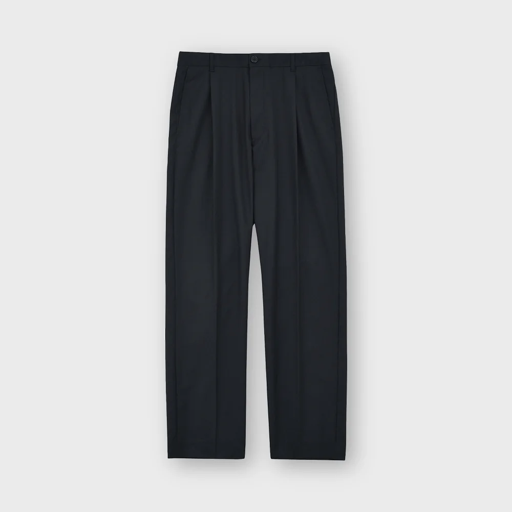 One Tuck Trouser, Black