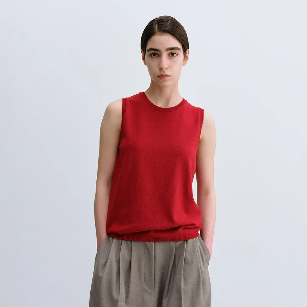 Sleeveless Cotton Knit in Red