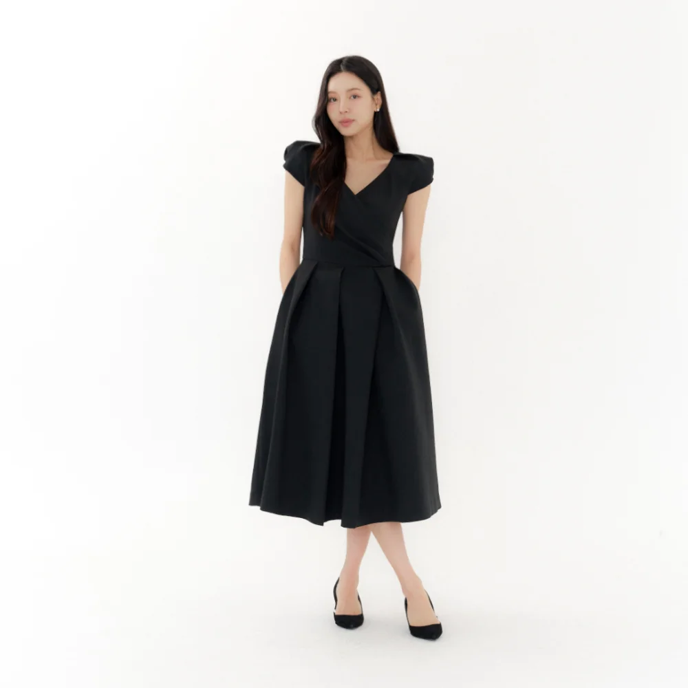 Wrap Double Tucked Flare Dress / Black(2color)