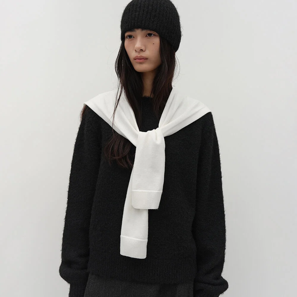 KNIT SHAWL