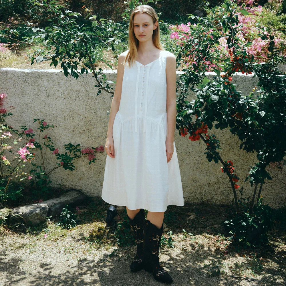 TIE DETAIL FRONT BUTTON MIDI DRESS / WHITE