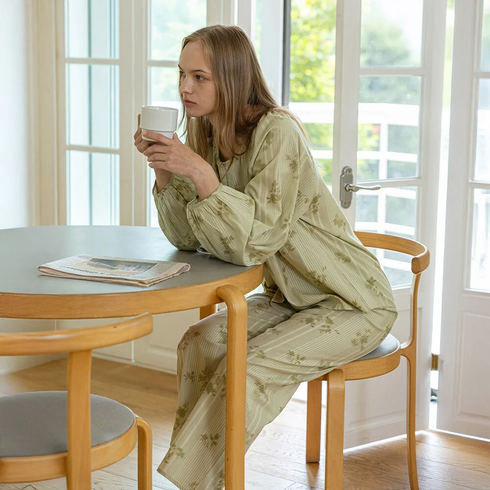 MJ_Fresh green plants two piece pajamas