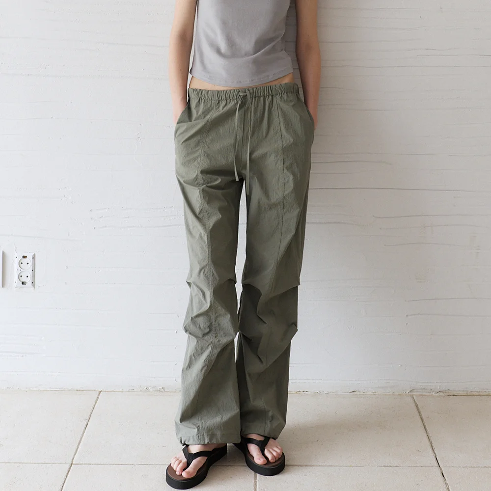 Volume Tuck Pants (Khaki)