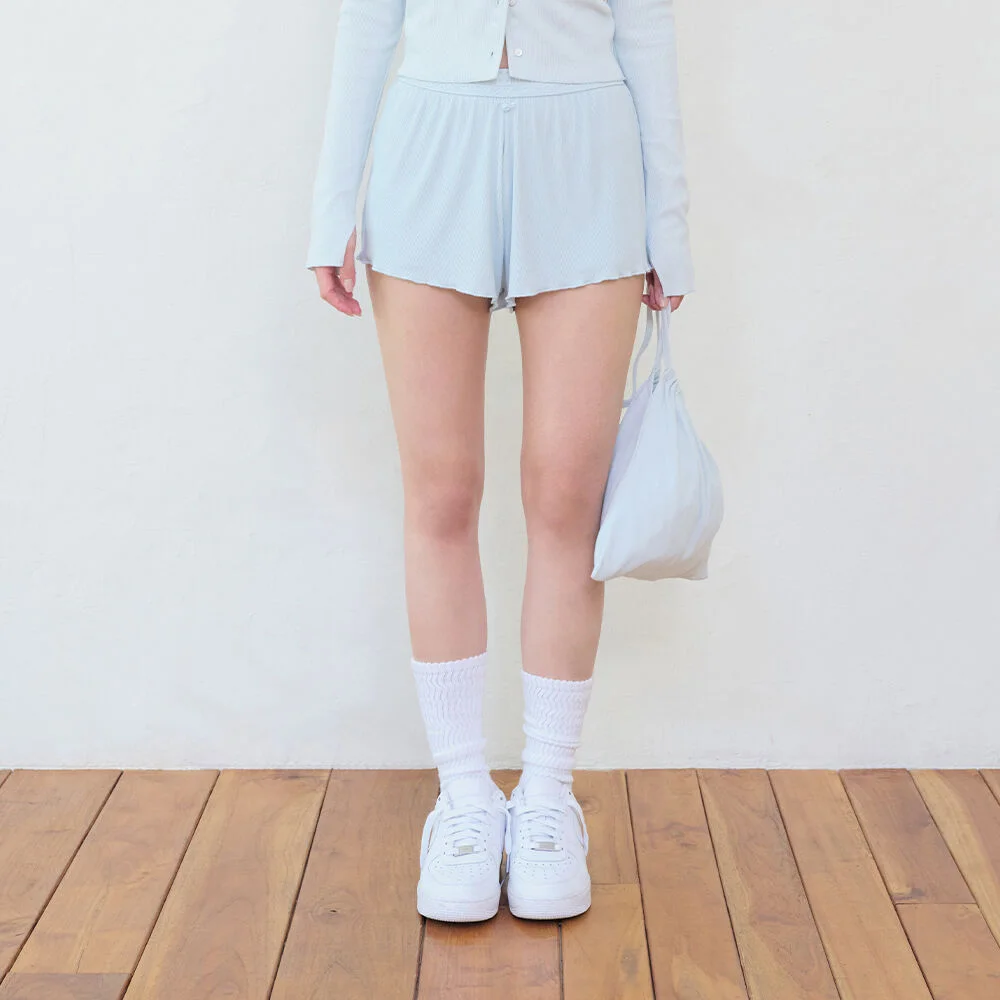 GRVB_ROSELIE SHORTS (LIGHT BLUE)
