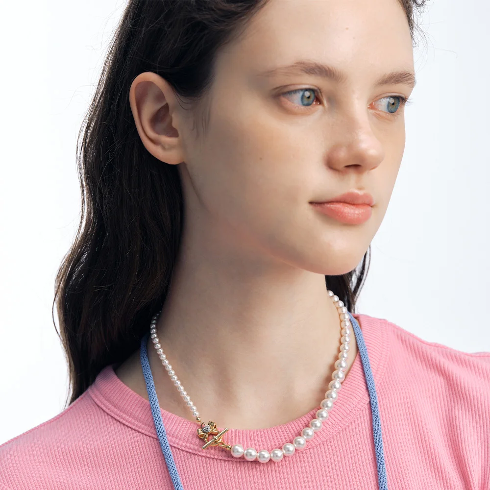Tiny Ribbon Pearl Necklace_VH2412NE001M