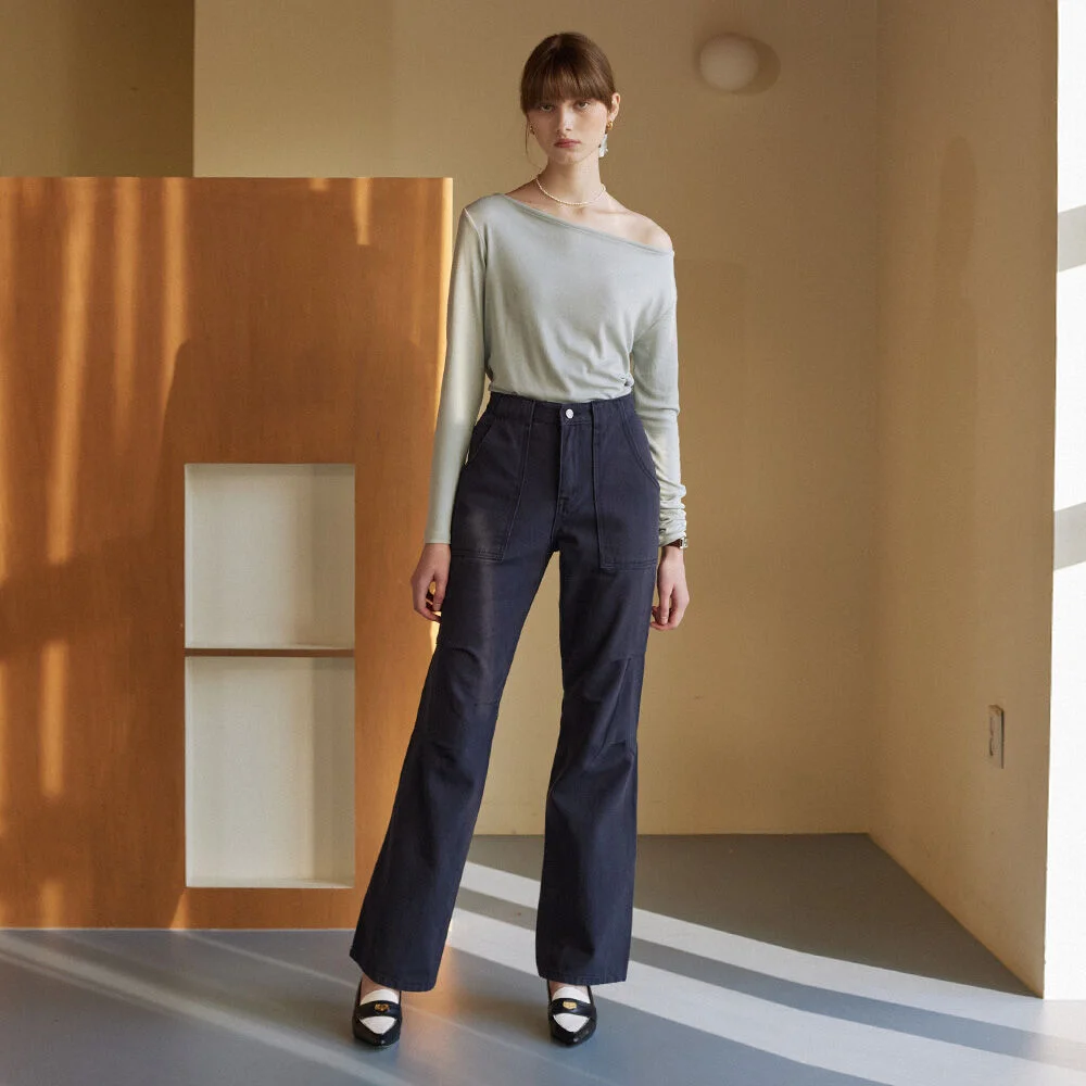 Tozi middle pintuck straight pants - navy