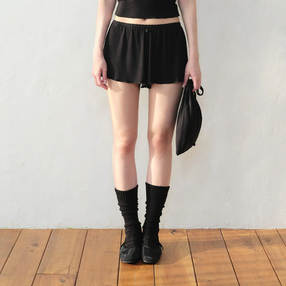 GRVB_ROSELIE SHORTS (BLACK)