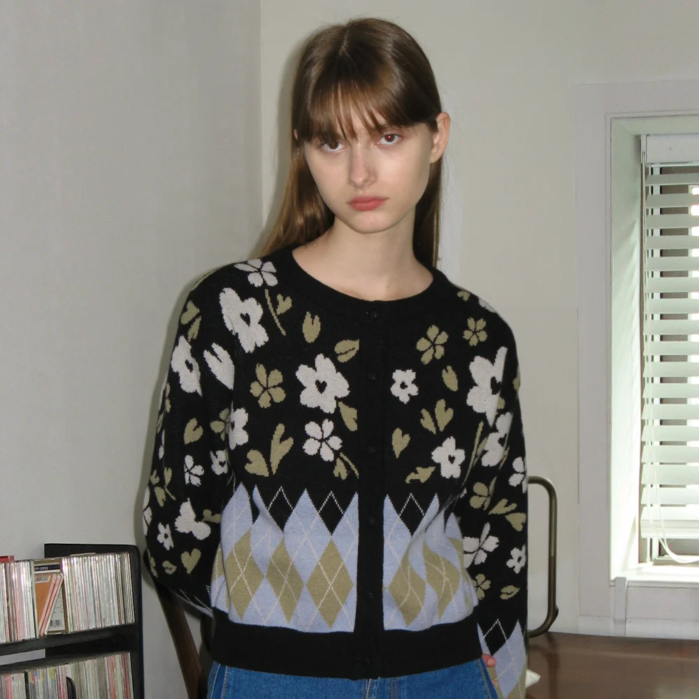 Floral Jacquard Cardigan (Black)