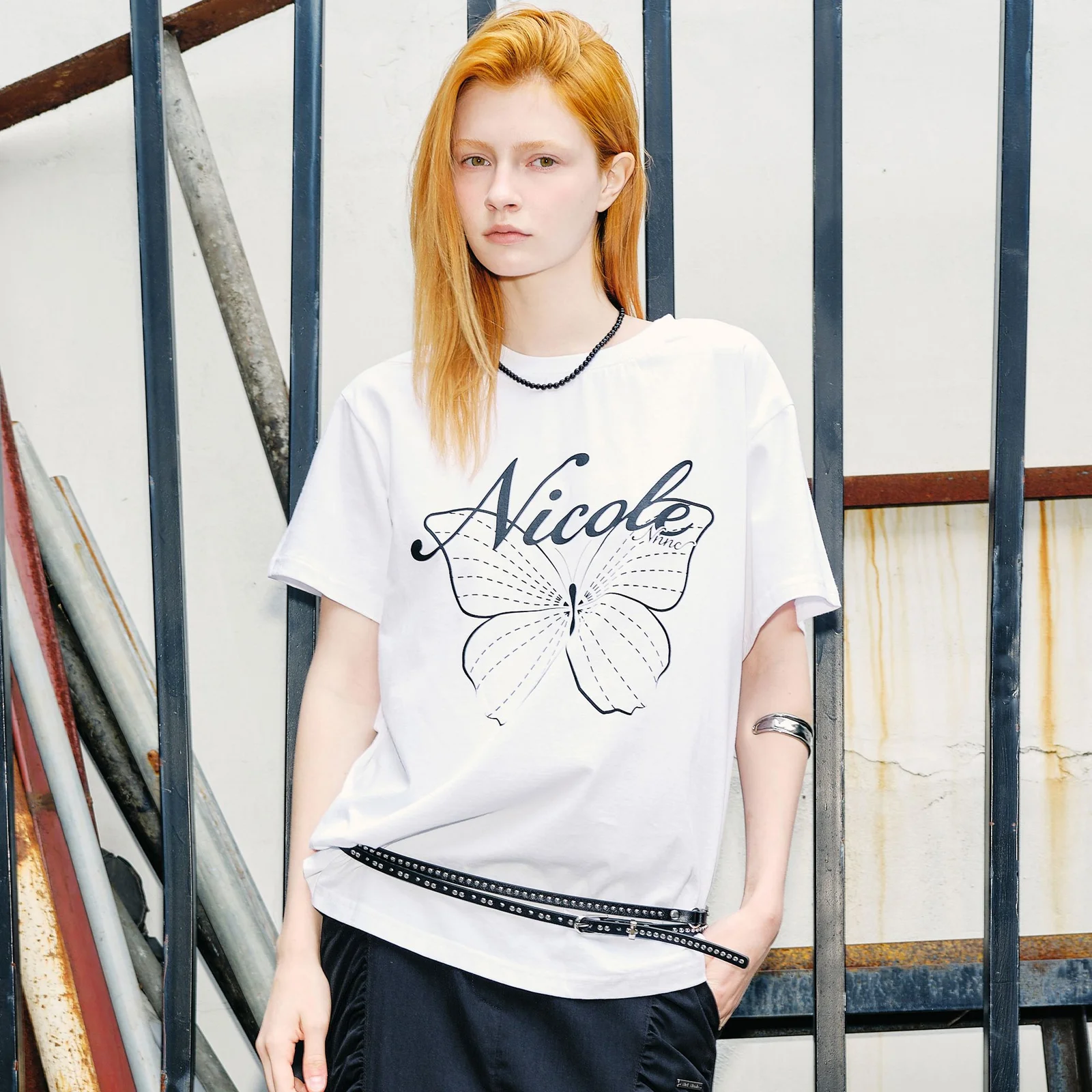 NICOLE BUTTERFLY SLEEVE TOP_WHITE BLACK