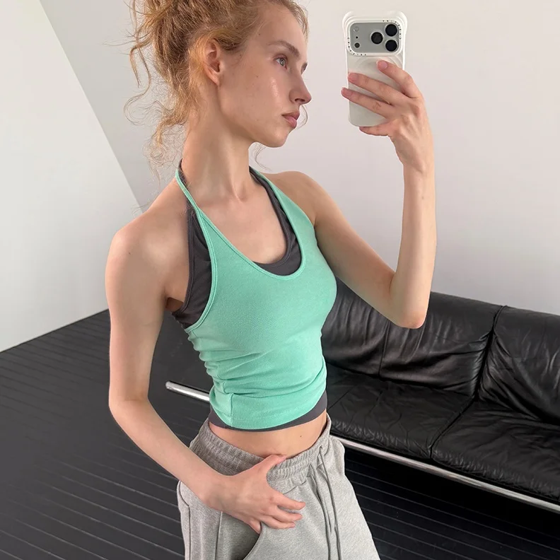 CURVE HALTER SLEEVELESS (MINT)
