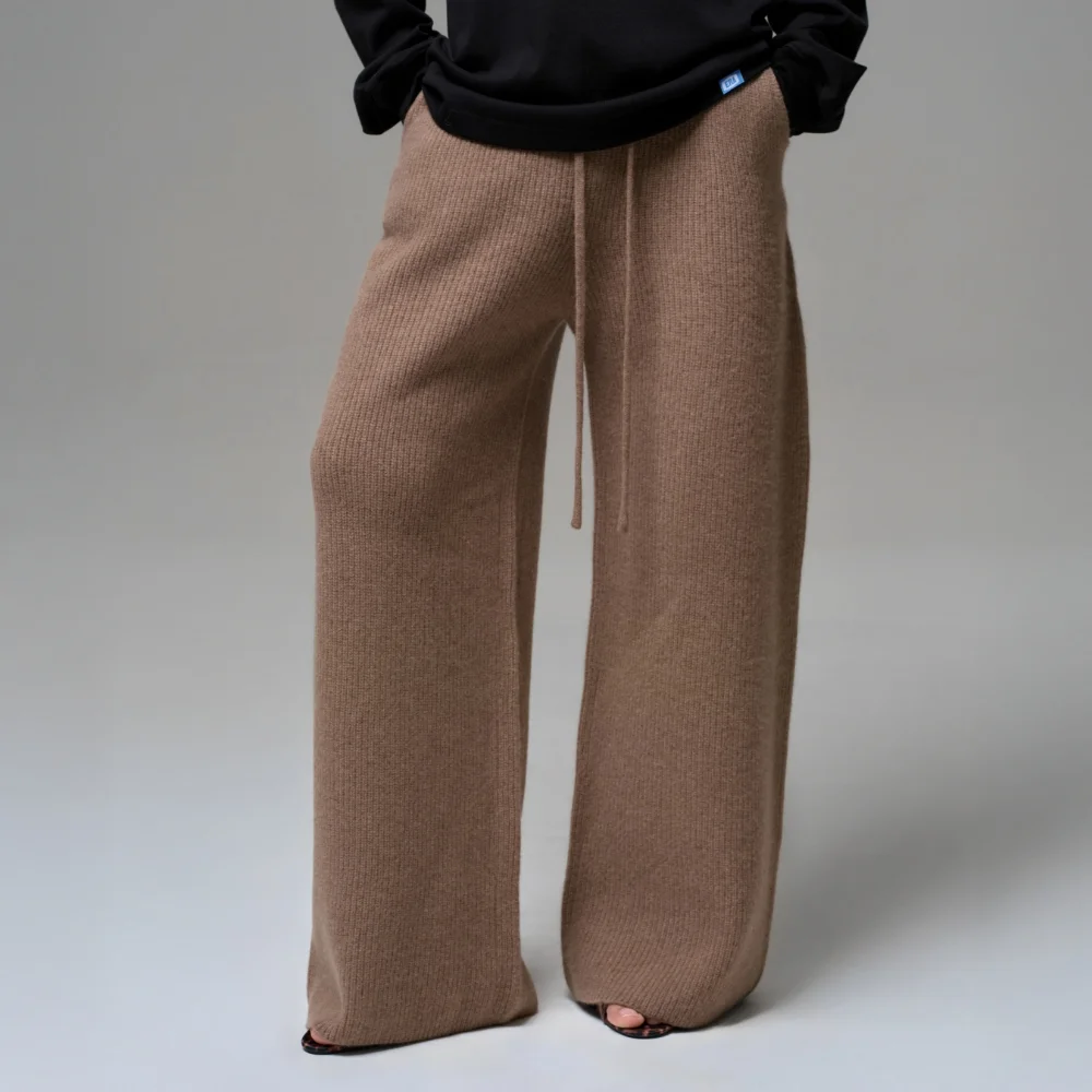 WOMEN CASHMERE BLEND RELAXED KNIT SWEATPANTS - NEUTRAL BROWN