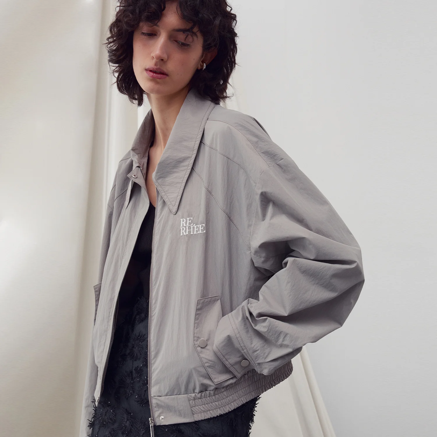 LOGO-EMBELLISHED BOMBER JUMPER KHAKI BEIGE