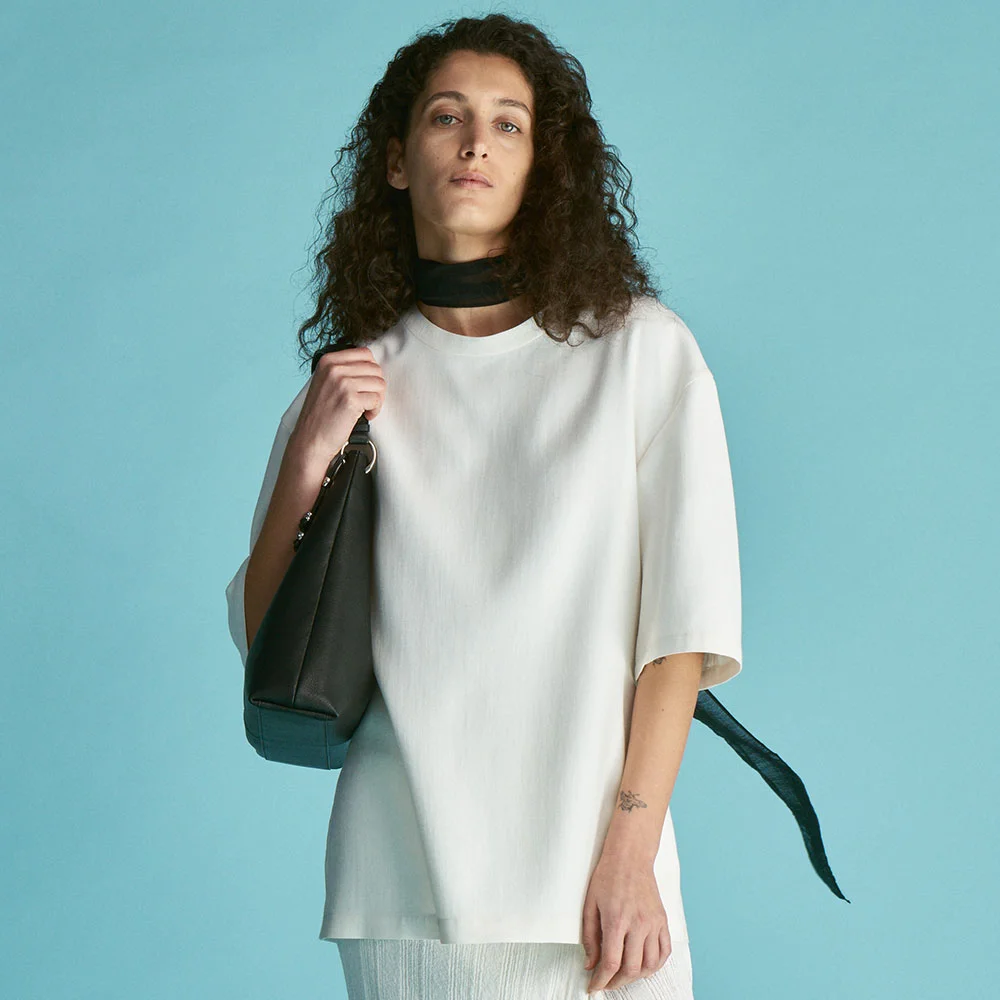Silhouette Half-Sleeve Blouse B308-03