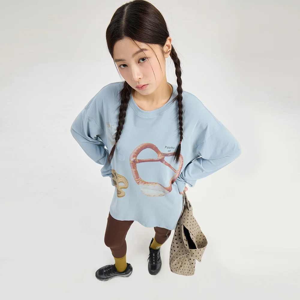 Chouetties by LUCKY CHOUETTE Graphic Loose Fit Long Sleeve T-Shirt (blue) LATAX26390BUX