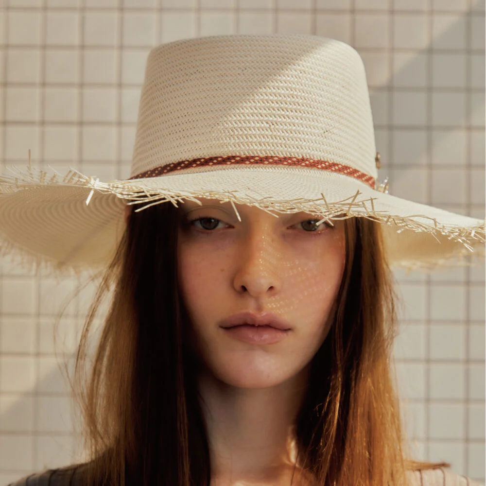 LEATHER STRAP FRENCH BOATER IN ECRU