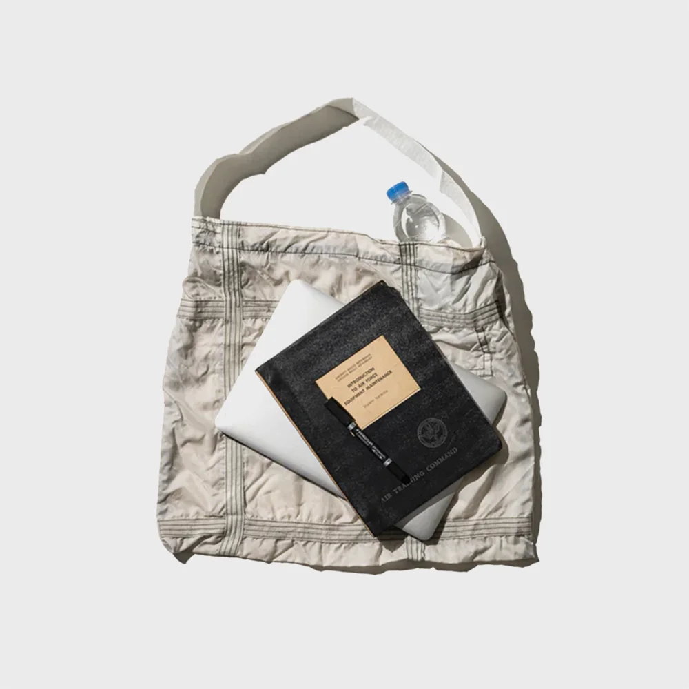 VINTAGE PARACHUTE LIGHT BAG White