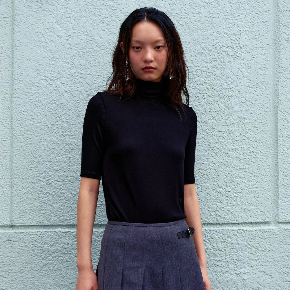 Essential Half Sleeve Turtleneck TShirt Black (KE4840M065)