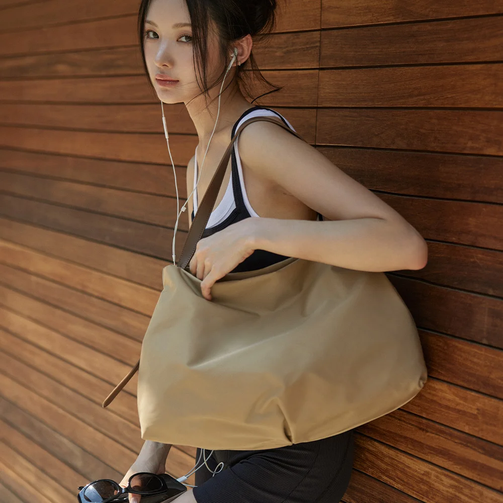 dimple BAG- nylon beige