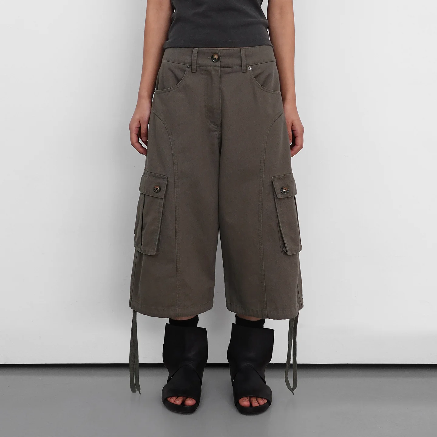 Cargo Bermuda Cotton Shorts_Khaki Beige