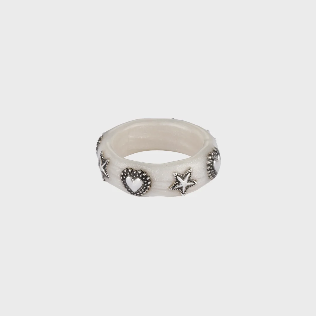 vintage puff ring-white