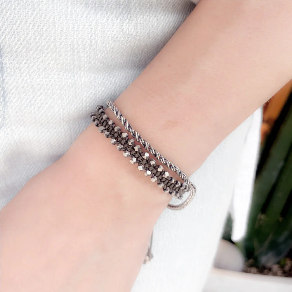 HR 306B_Silver Ball Fabric Bracelet (Dark Brown)