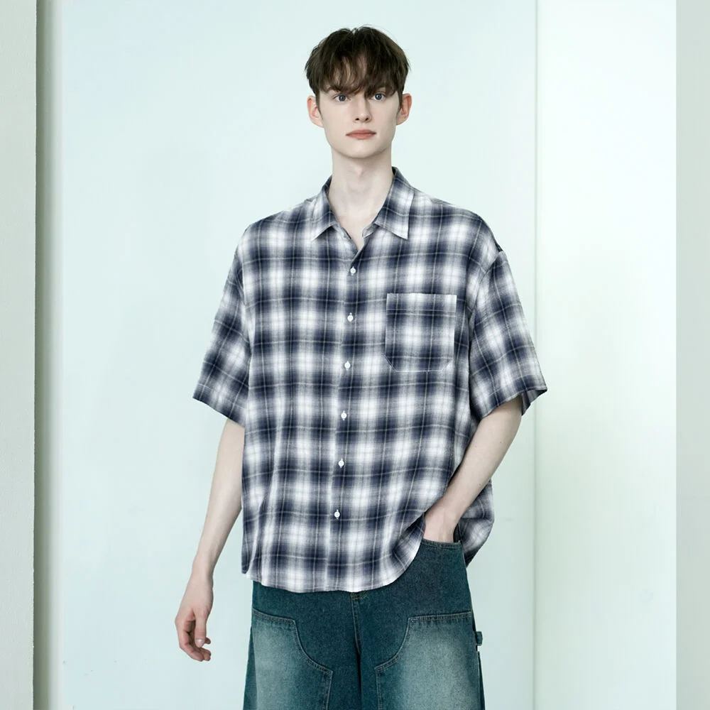 DM1022 WRINKLE STRIPE CHECK HALF SHIRTS_NAVY