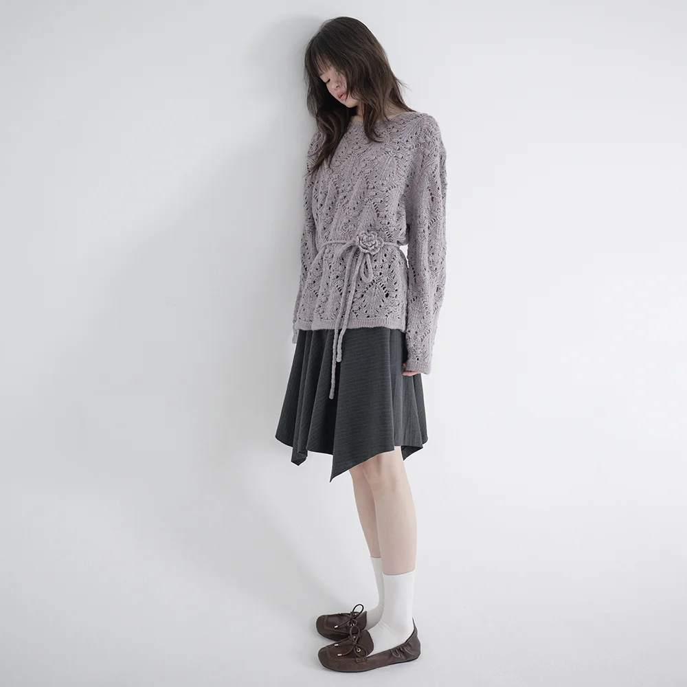 CORSAGE POINTELLE PULLOVER (PURPLE)