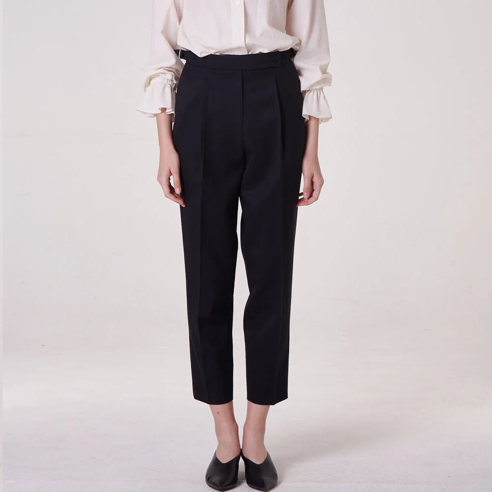 tapered pants_ black