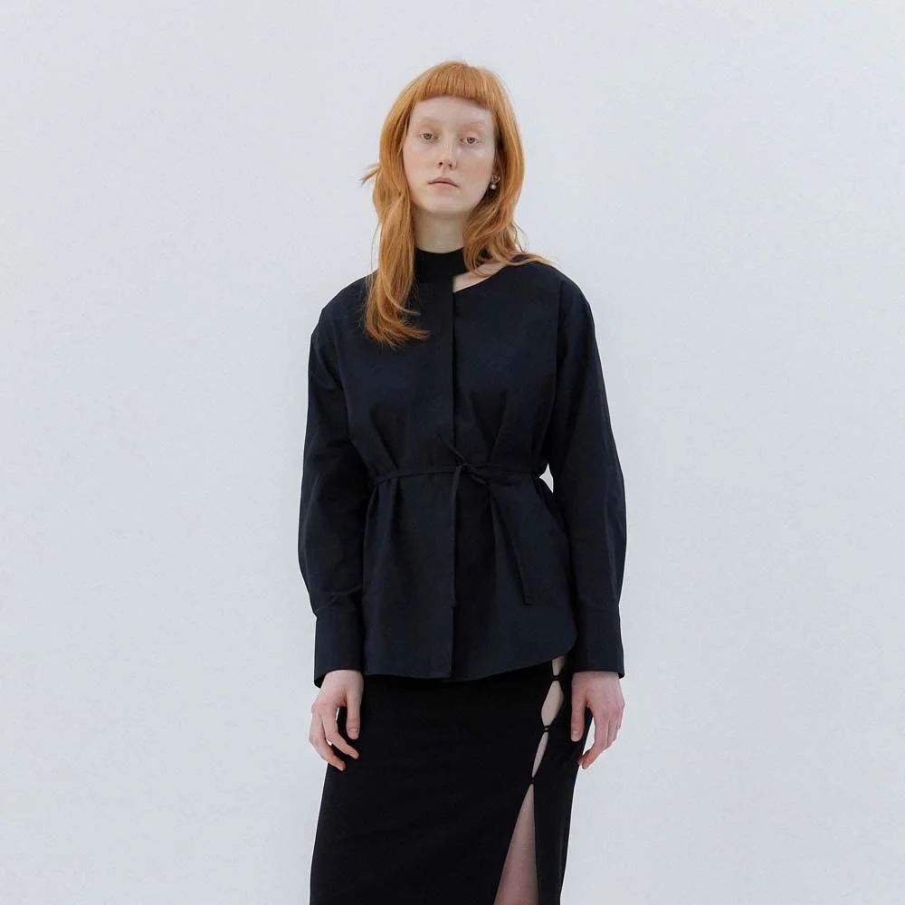 NECK POINT UNBALANCE SHIRT - BLACK