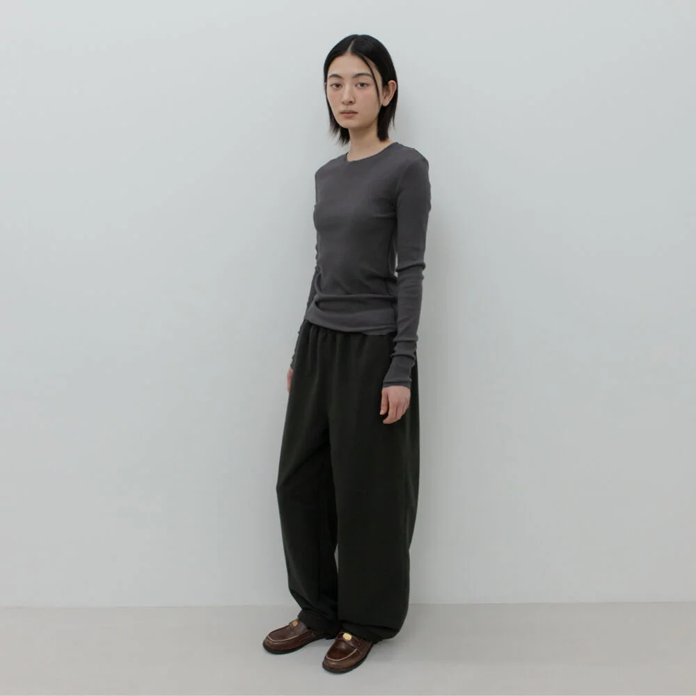 HEART STITCH SWEAT PANTS / KHAKI GREY