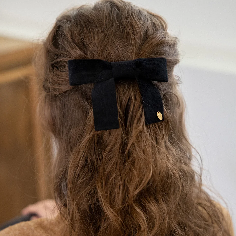 Black corduroy ribbon hairpin