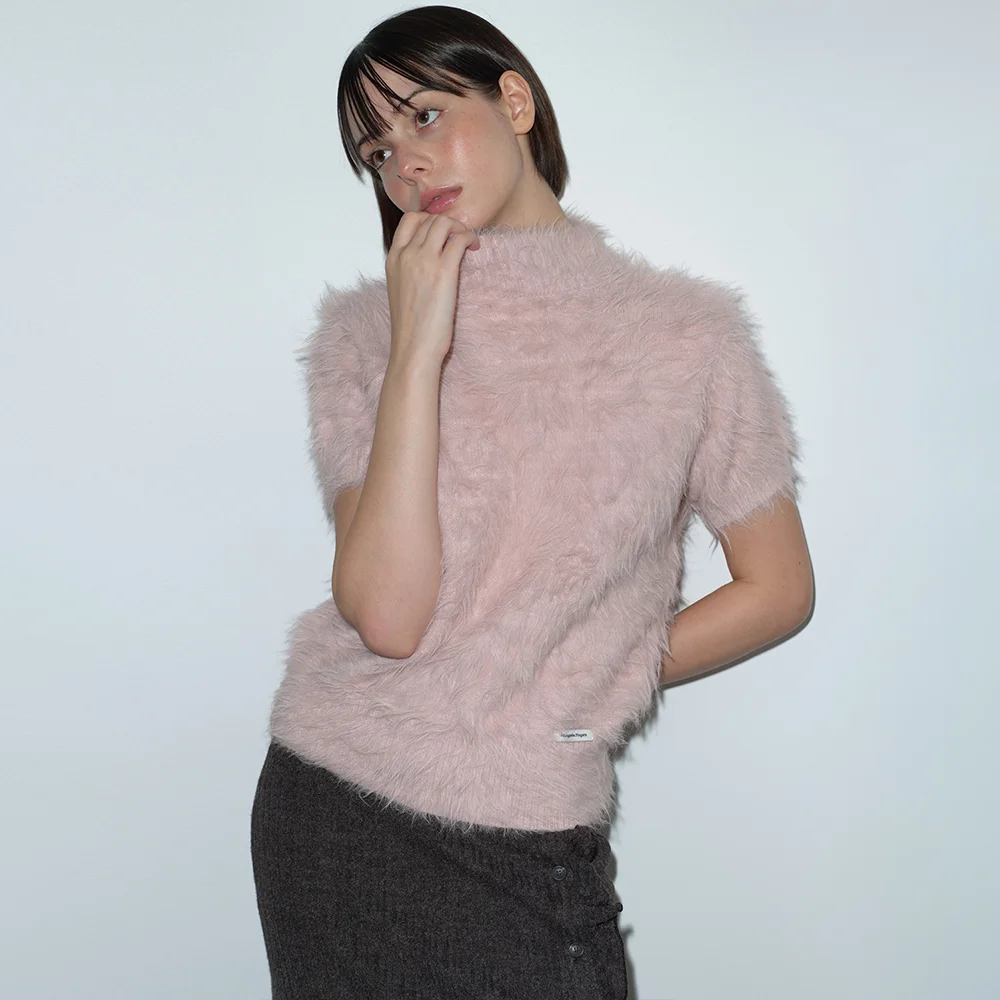 HAIRY HIGH NECK KNIT (PINK)