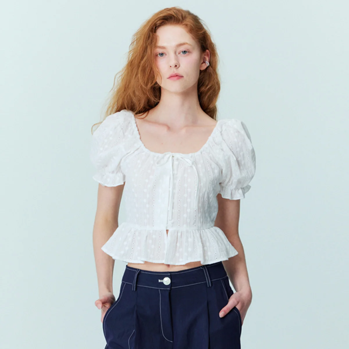 Flower embroidery puff blouse_white