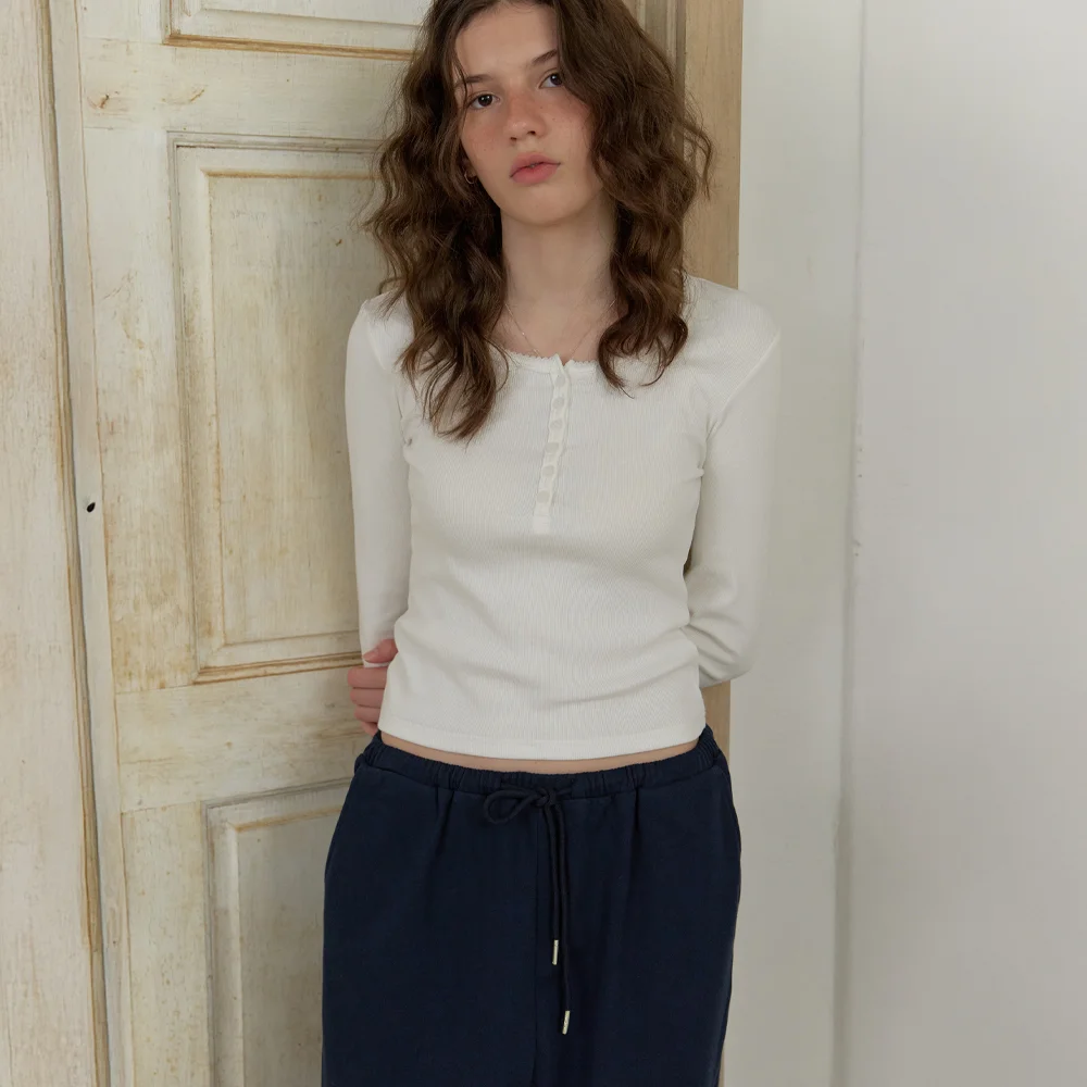 Sarah Ls ver. t-shirt (ivory)