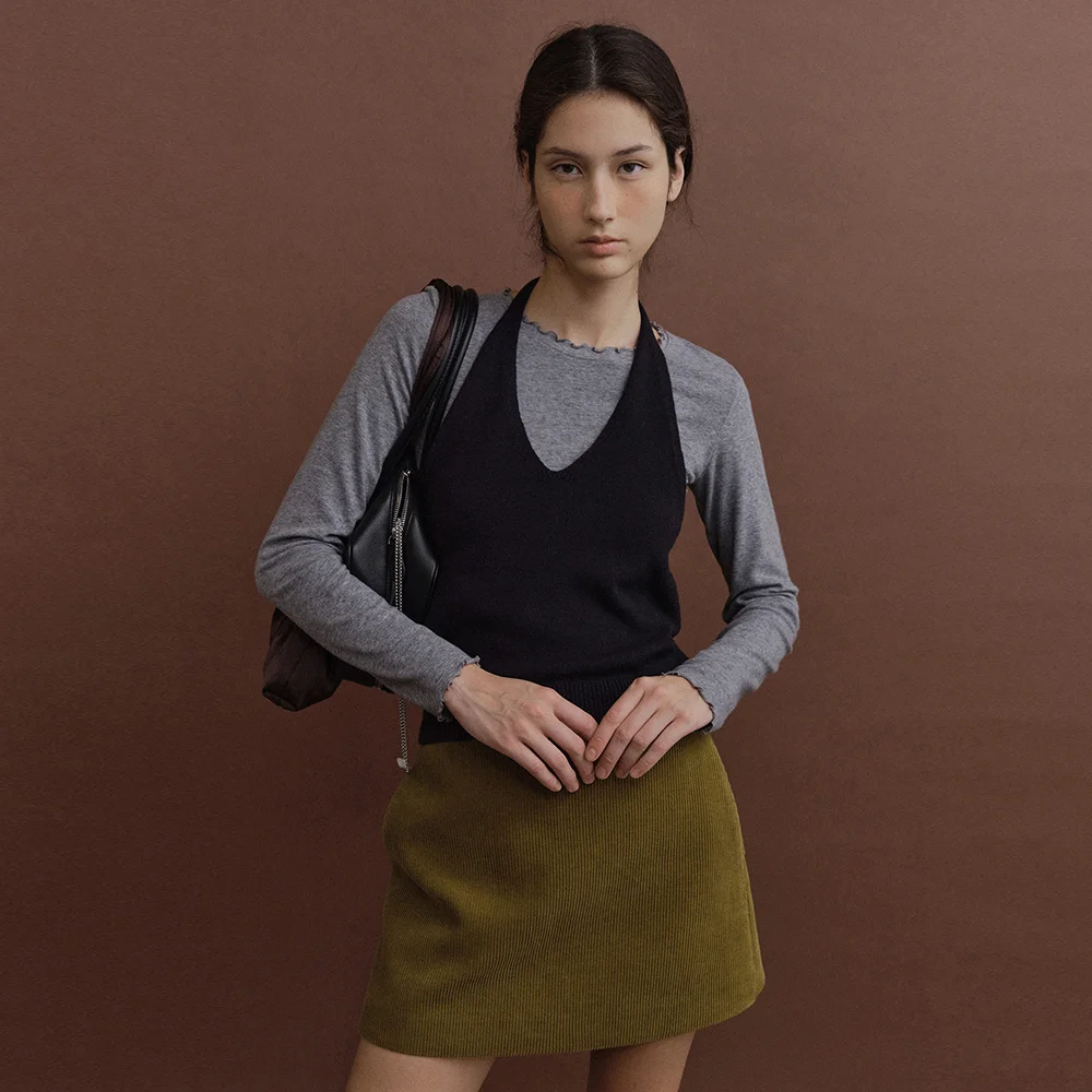 Lua Halter Neck Sleeveless Knit (Navy)