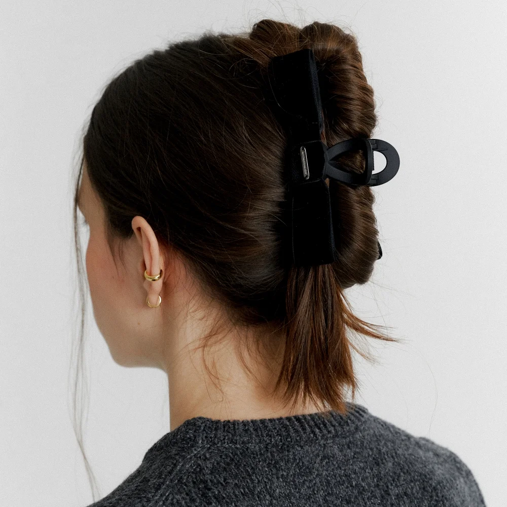 Classic Velvet Ribbon Hair Clip (L233MHA060)