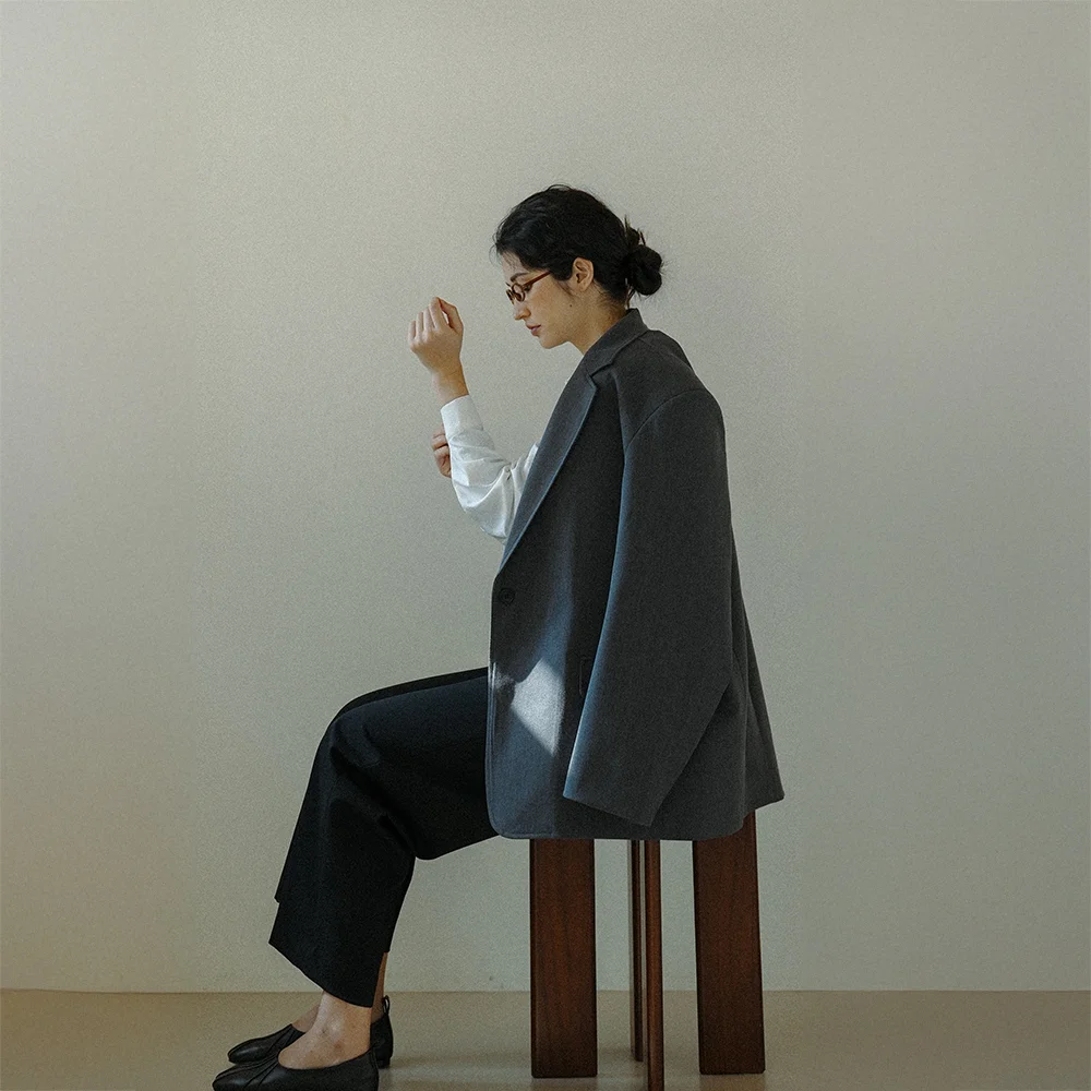 Luso volume sleeve Jacket (Gray)