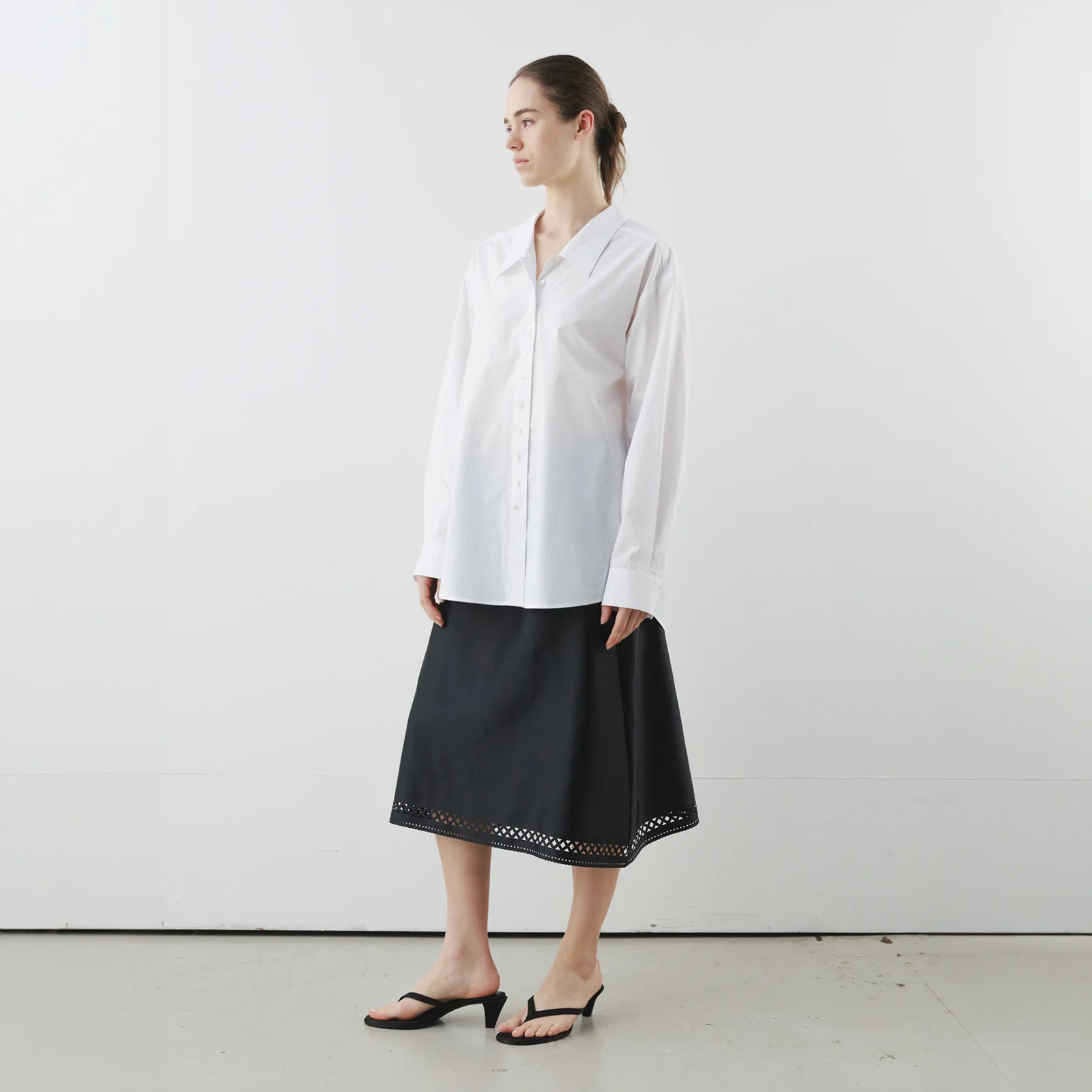 Scallop Skirt in Black