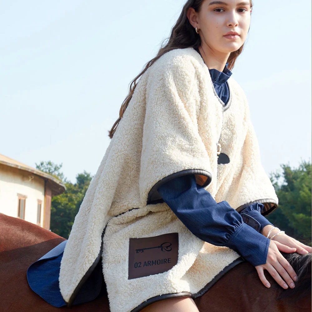 Tate Cape Coat _ Cream
