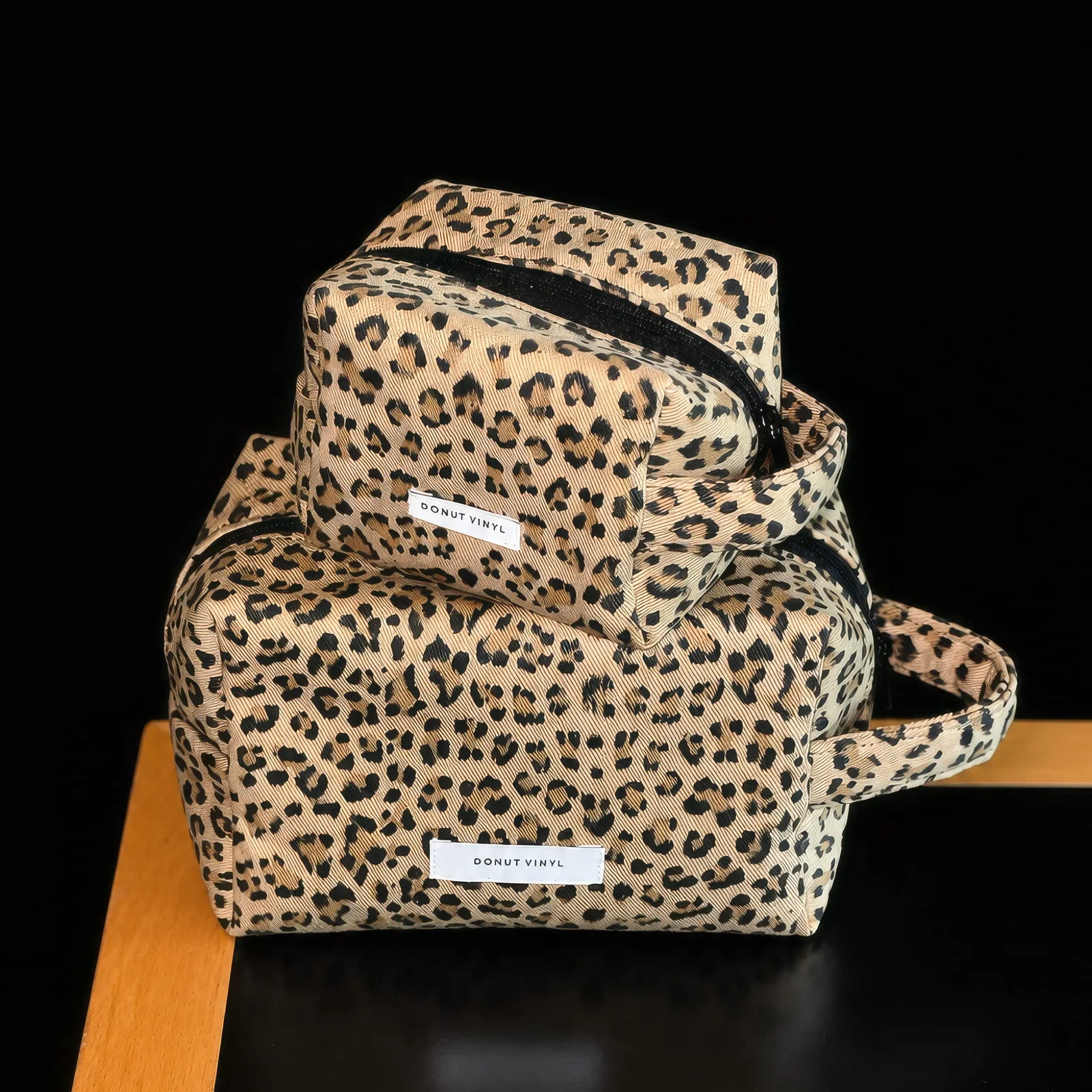 leopard handle cube pouch (S)