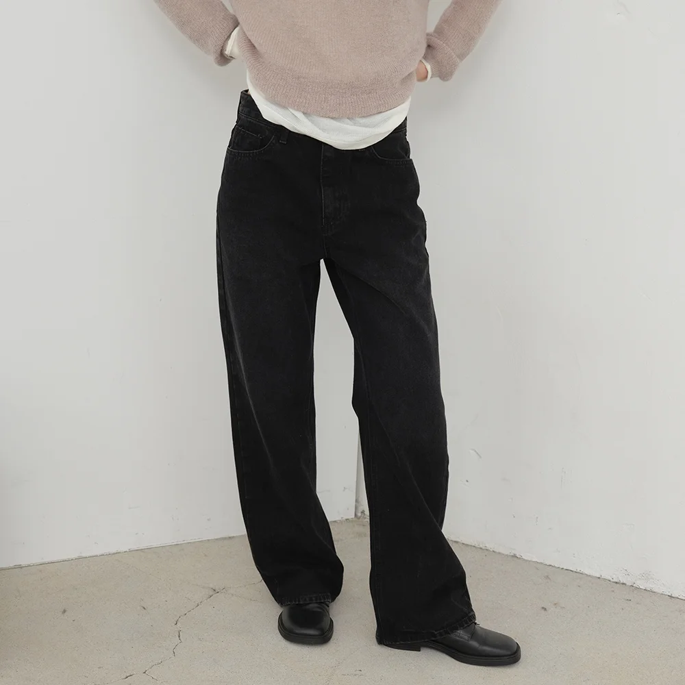 Black loose denim
