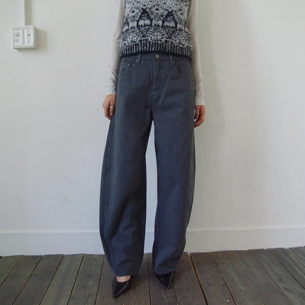 CURVED DYEING DENIM PANTS - DARK GREY