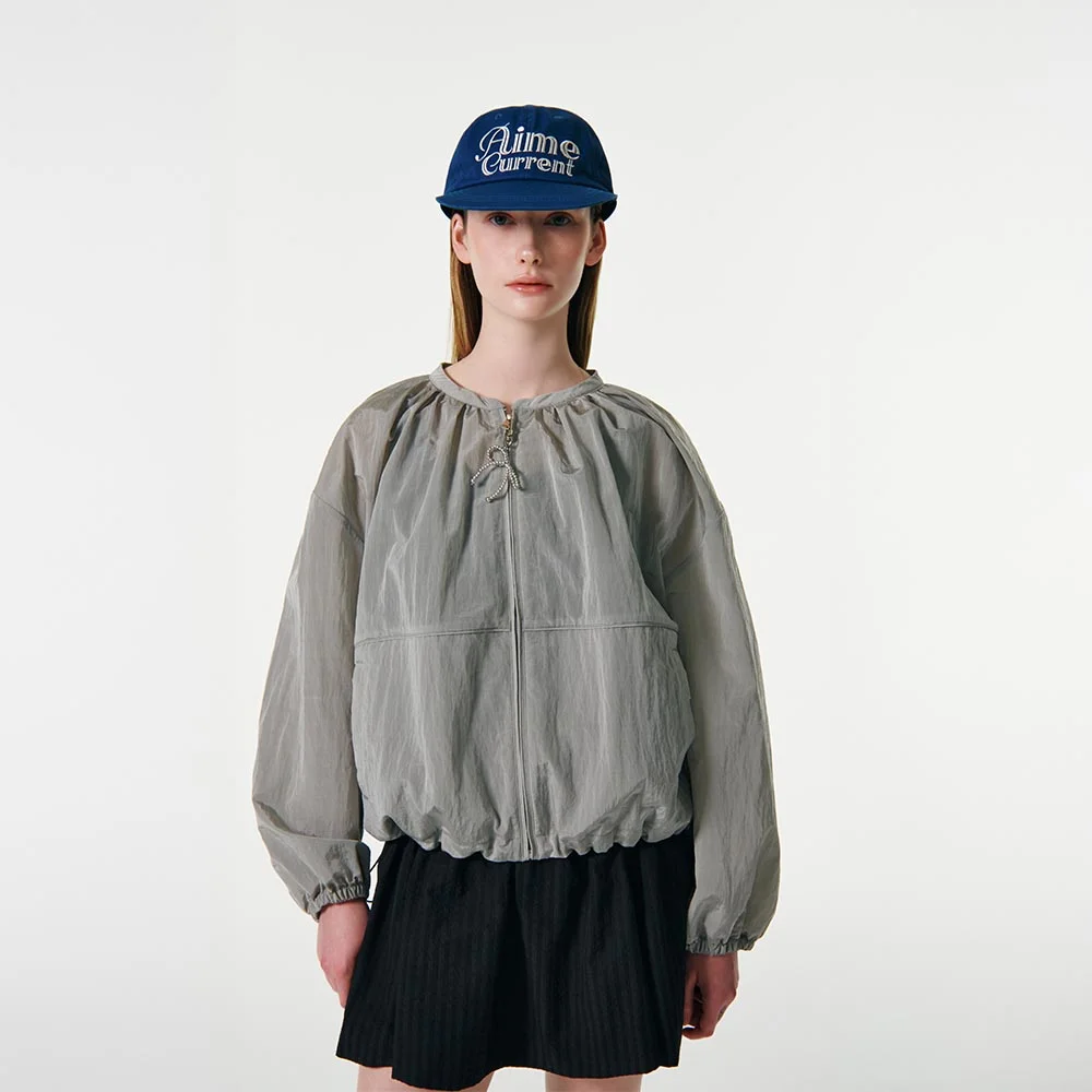 NECK SHIRRING OVER JACKET