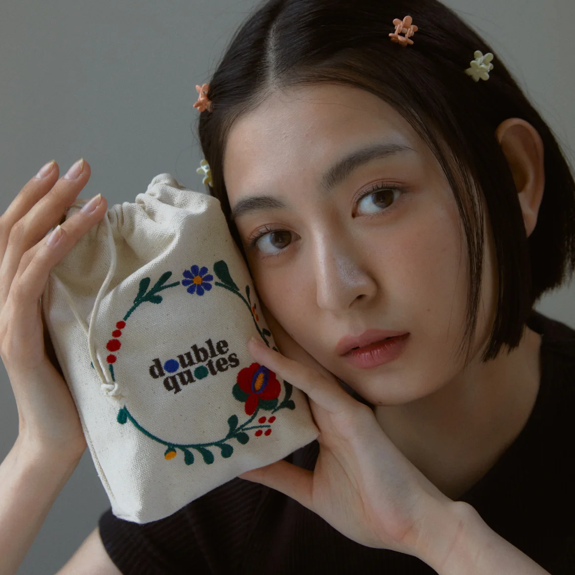 Logo Mini pouch 標誌 迷你 化妝袋
