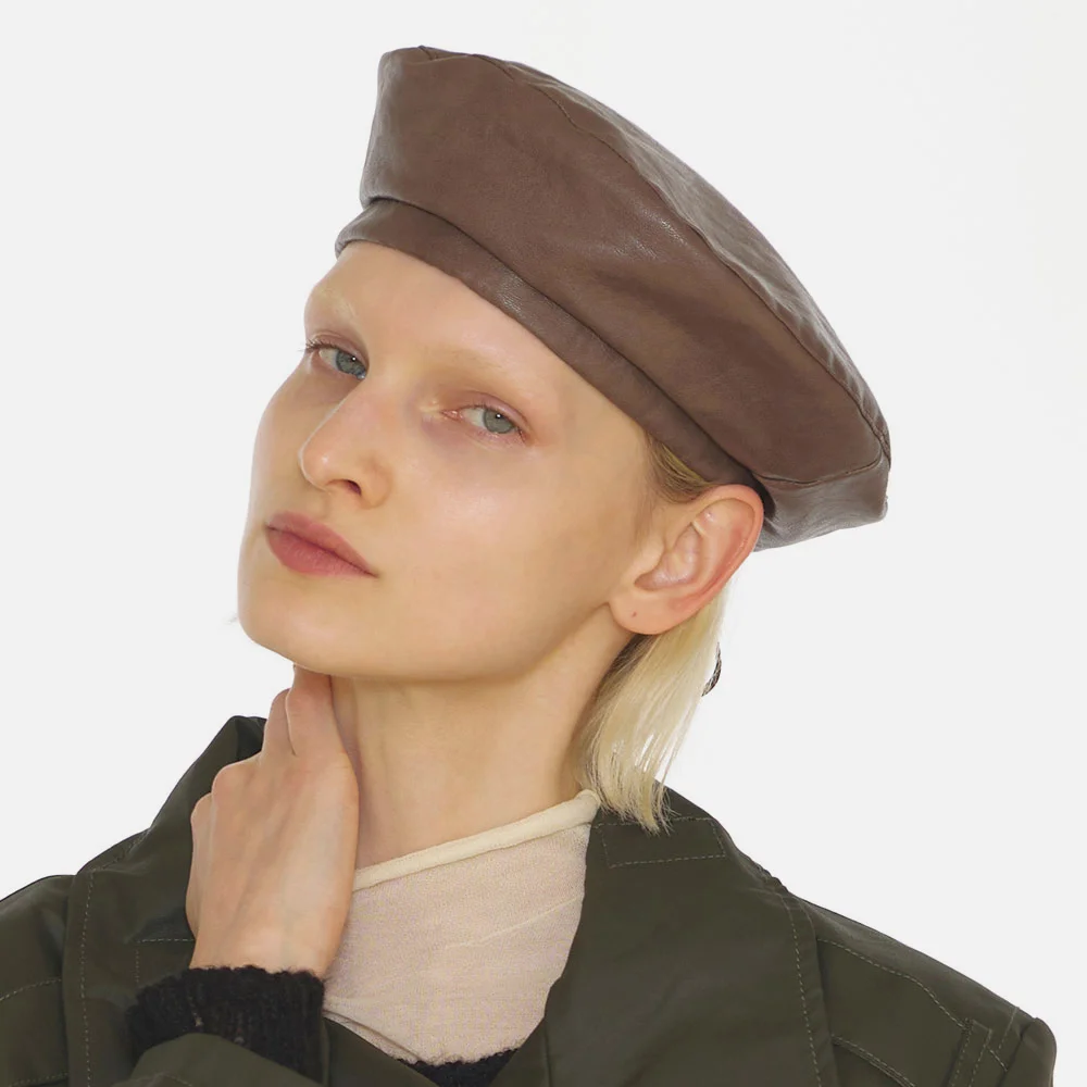皮革 肩帶 尺寸 調節 女裝 日常 貝雷帽 PLATE BERET / STRAP / LEATHER / BROWN