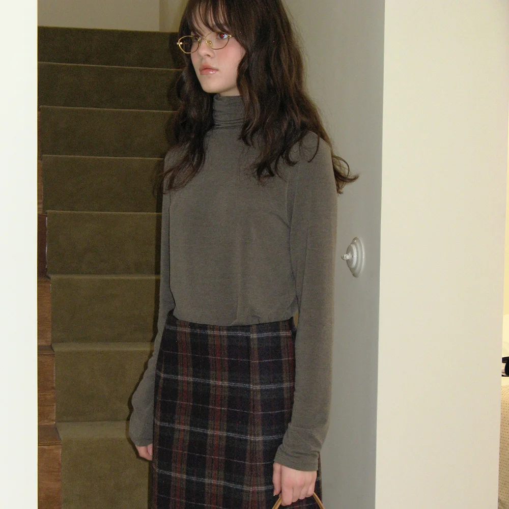 turtleneck logo top - dark brown