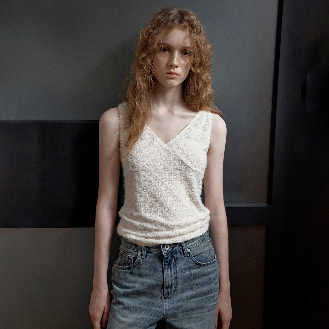 Blossom lace sleeveless (ivory)