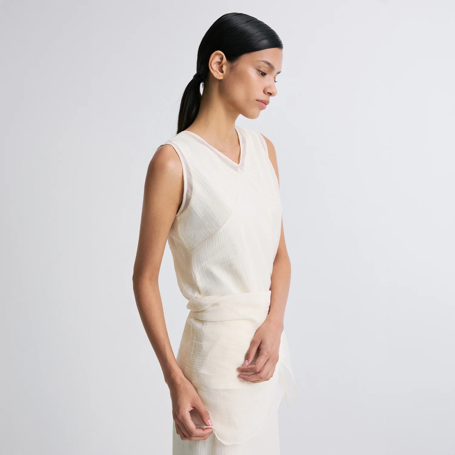 LAYERED DETAIL SHEER SLEEVELESS TOP PEARL