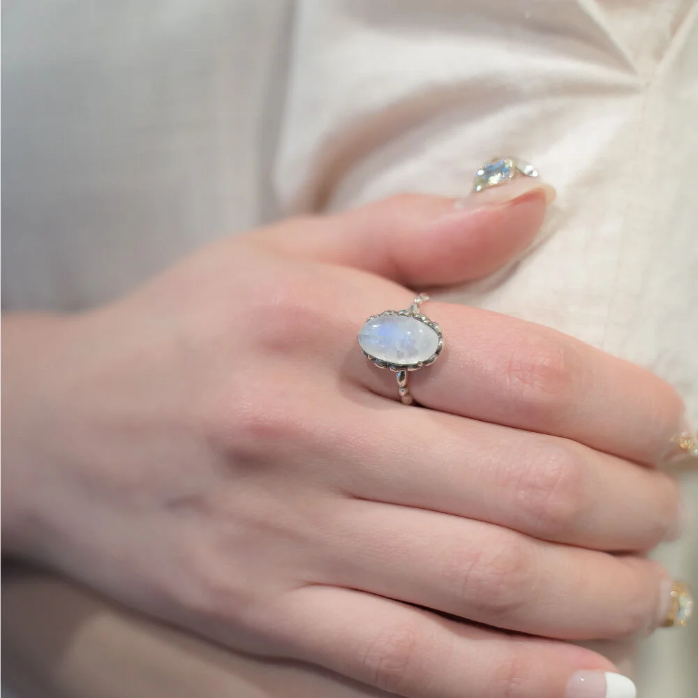 HR 44R_Moonstone Flower Ring (Silver 925)